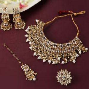 Alternative view of Gold Tone Kundan Choker Necklace Earring Maangtikka & Ring Set-ZPFK10799